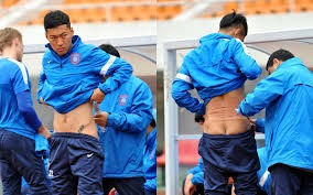 EWC官方发布纪录片 Faker亲述：T1王朝的EWC卫冕野望与不为人知的团队暗号